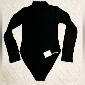 MANGOPOP Women'sTurtle Neck Long Sleeve Tops Bodysuit Jumpsuit Black Sz S NWT